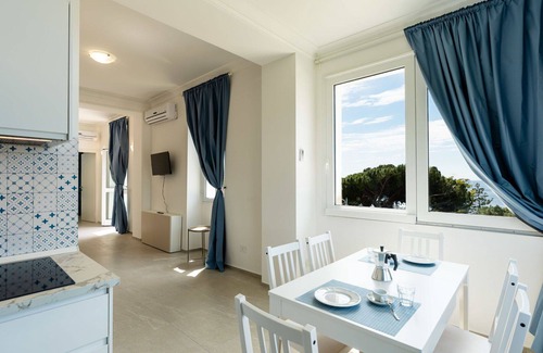 Bussana Apartment | Beautiful apartment for 6 guests with A/C, WIFI, TV, balcony and pets allowed