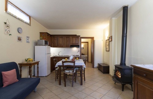 Onzo Apartment | Beautiful apartment for 4 people with WIFI, TV, patio, pets allowed and panoramic view