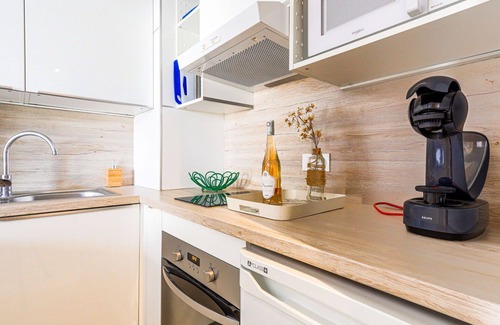 Cimiez Apartment | Beautiful apartment for 2 guests with A/C, WIFI, TV, terrace, pets allowed and panoramic view
