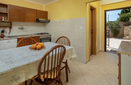 Brnobici Apartment | Beautiful apartment for 3 people with pool, WIFI, TV and terrace