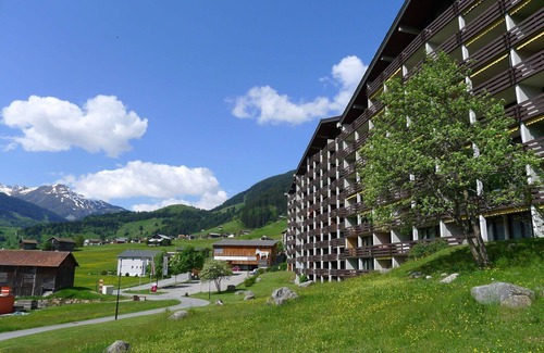 Acletta Apartment | Beautiful apartment for 4 guests with pool, WIFI, TV, balcony, pets allowed and panoramic view