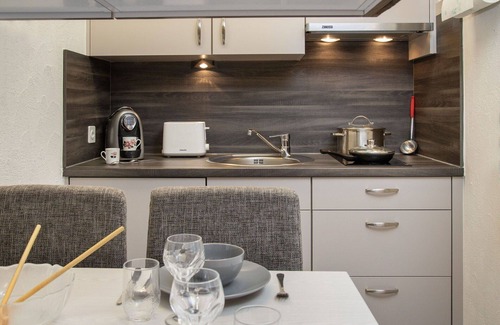 Falera Apartment | Beautiful apartment for 3 guests with WIFI, pool, TV, balcony and panoramic view