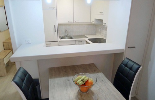 Lucerne Apartment | Beautiful apartment for 2 people with WIFI and balcony