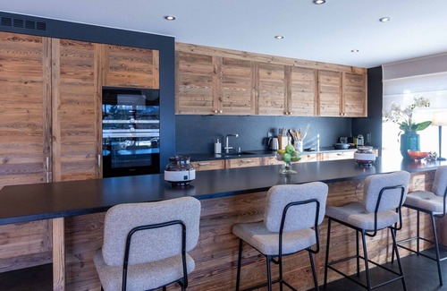 Villars-sur-Ollon Apartment | Beautiful apartment for 10 guests with hot tub, WIFI and TV