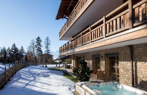 Villars-sur-Ollon Apartment | Beautiful apartment for 10 guests with hot tub, WIFI and TV