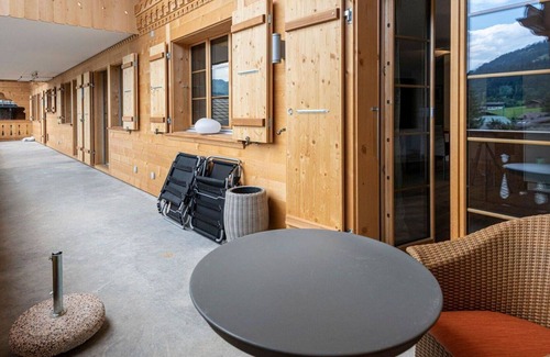 Schoenried Apartment | Beautiful apartment for 2 people with WIFI, balcony, pets allowed and parking