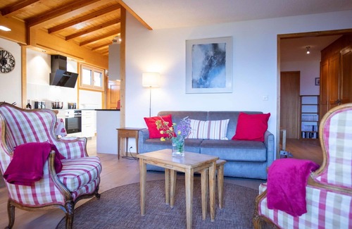Ependes Apartment | Beautiful apartment for 6 people with WIFI, TV, terrace and panoramic view