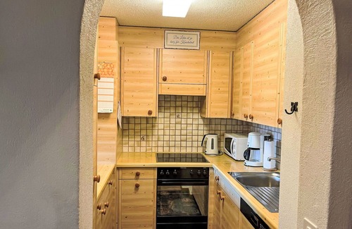 Salouf Apartment | Beautiful apartment for 4 people with pool, WIFI, TV, balcony, pets allowed and panoramic view