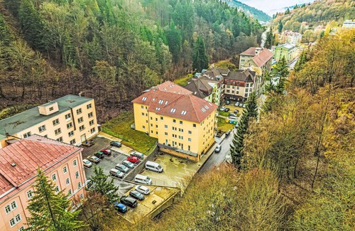 Jachymov Apartment | Beautiful apartment for 4 people with WIFI, TV, terrace and parking