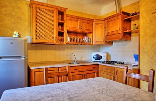 Massarosa Apartment | Beautiful apartment for 4 guests with WIFI, pool and TV, close to Viareggio