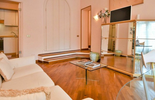 San Marco Apartment | Beautiful apartment for 2 people with WIFI, A/C, TV, balcony and parking