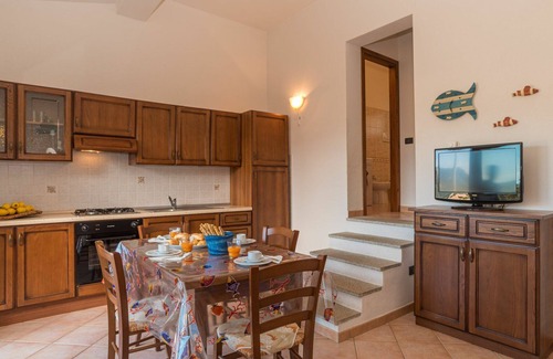 Porto Pollo Apartment | Beautiful apartment for 4 guests with WIFI, TV, terrace and pets allowed