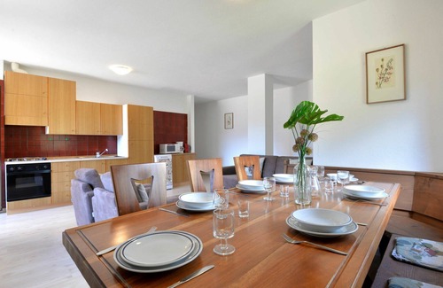 Moena Apartment | Beautiful apartment for 7 guests with WIFI, TV, patio and pets allowed