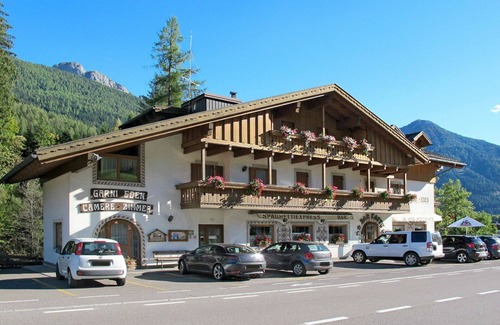 Soraga Apartment | Beautiful apartment for 23 guests with WIFI, TV and balcony