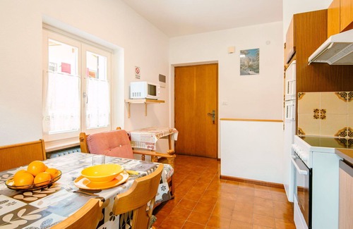 Soraga Apartment | Beautiful apartment for 2 people with WIFI, TV, balcony and pets allowed