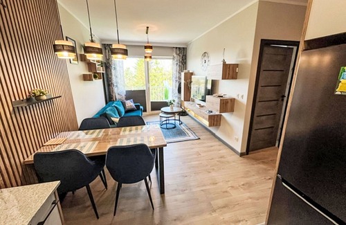 Gaski Apartment | Beautiful apartment for 4 guests with hot tub, pool, WIFI, TV, balcony and parking