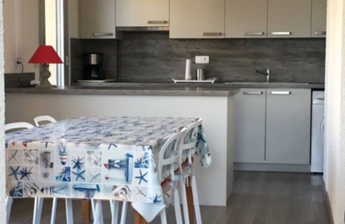 La Faviere Apartment | Beautiful apartment - Beach and harbor view