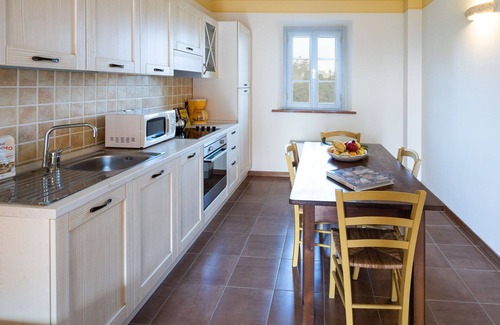 Larciano House | Beautiful apartment in villa for 4 people with A/C, WIFI, pool and TV