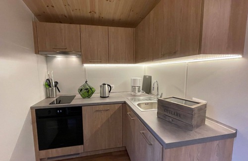 Wemding House | Beautiful apartment in villa for 5 guests with WIFI, TV and terrace