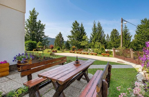 Delnice Apartment | Beautiful apartment in Delnice with 2 Bedrooms and WiFi