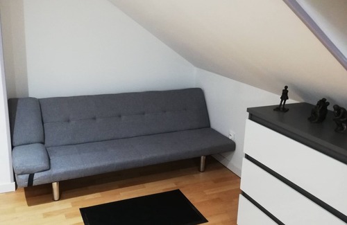 La Fere Apartment | beautiful apartment in old and quiet residence