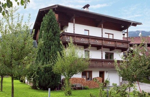 Fuegen Apartment | Beautiful apartment in Fugen/Zillertal