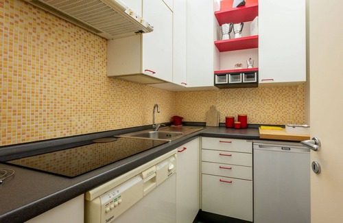 San Maurizio Villa | Beautiful apartment in villa for 4 guests with WIFI, TV and parking