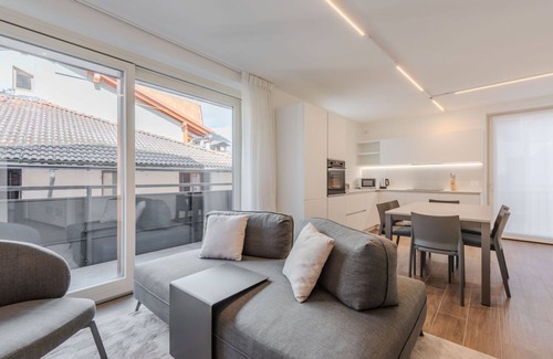 Pinzolo Villa | Beautiful apartment in villa for 6 people with WIFI, TV, balcony and parking