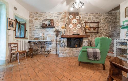 Semproniano Apartment | Beautiful Apartment In Loc, Scalabrelli