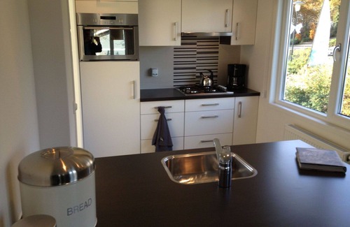 Belfeld House | Beautiful apartment in villa for 4 people with WIFI, pool, TV and terrace
