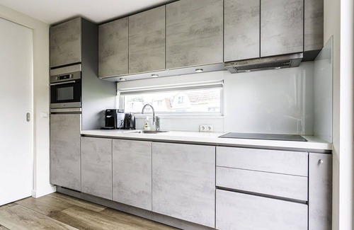 Municipality of Vlissingen House | Beautiful apartment in villa for 4 guests with WIFI, TV, terrace and pets allowed