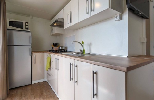 Zelena House | Beautiful apartment in villa for 6 people with WIFI, A/C, pool, TV, terrace and parking