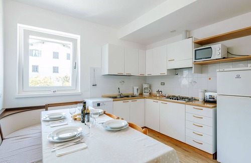 Caldonazzo Apartment | Beautiful apartment for 4 guests with WIFI, TV, patio and pets allowed