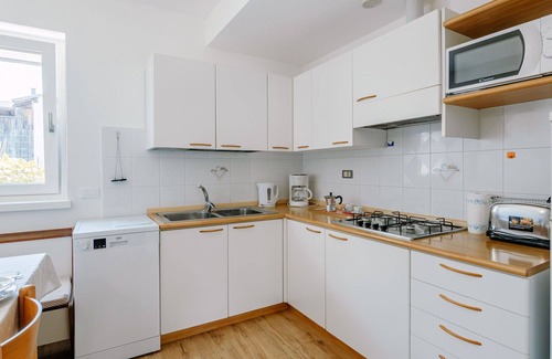 Caldonazzo Apartment | Beautiful apartment for 4 guests with WIFI, TV, patio and pets allowed