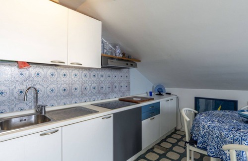 Laigueglia Apartment | Beautiful apartment for 3 guests with WIFI, A/C