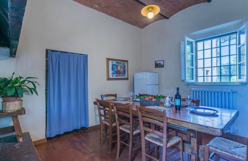 Poggiarello Villa | Beautiful apartment in villa for 8 guests with pool, TV and patio