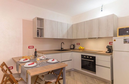 La Caletta Apartment | Beautiful apartment for 4 guests with WIFI, A/C, TV and terrace
