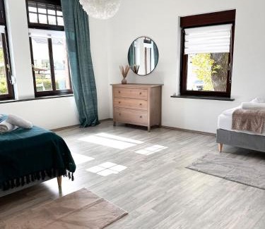 Rhein-Erft-Kreis District Apartment | Beautiful Apartment Köln 15 Min to Phantasialand