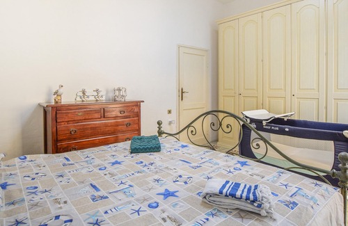 Piombino Apartment | Beautiful apartment with sea view and near the beach