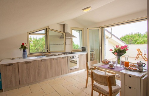 Foggetta Apartment | Beautiful apartment with A/C, WIFI, TV, patio, pets allowed, panoramic view and parking