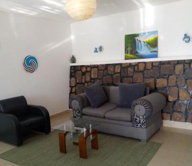 Kigali Apartment | Beautiful Apartment with swimmingpool 2