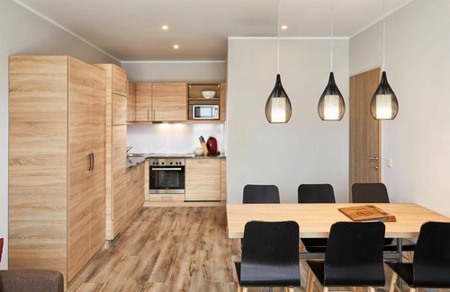 Katschberg Apartment | Beautiful apartment with pool, WIFI, TV, balcony, pets allowed, panoramic view and parking
