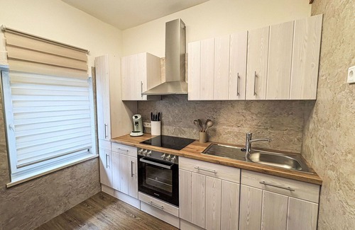 Sankt Martin Apartment | Beautiful apartment for 5 guests with WIFI, TV and parking