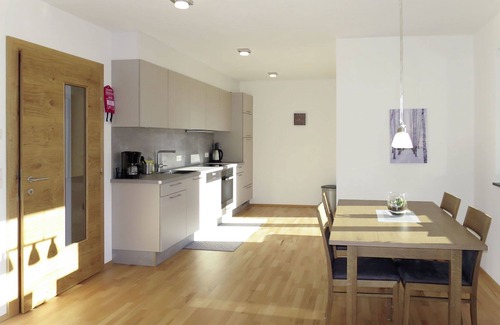 Strass im Zillertal Apartment | Beautiful apartment for 4 people with WIFI, TV and balcony