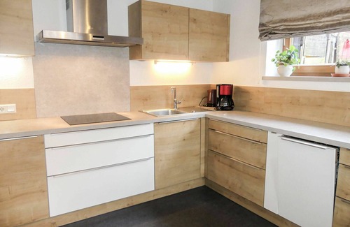 Strass im Zillertal Apartment | Beautiful apartment for 8 people with WIFI, TV, patio and pets allowed