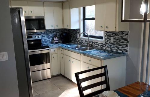 Englewood Apartment | BEAUTIFUL BEACH ACCESS! DOG FRIENDLY!