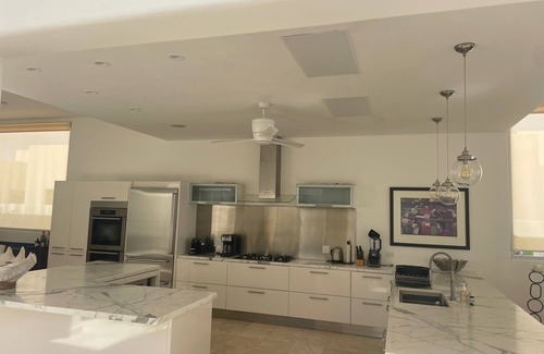 La Ribera Villa | Beautiful Beach front Villa