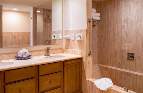 Los Cabos Hotel | Beautiful Beach Resort Property- CABO SAN LUCAS, MEXICO!