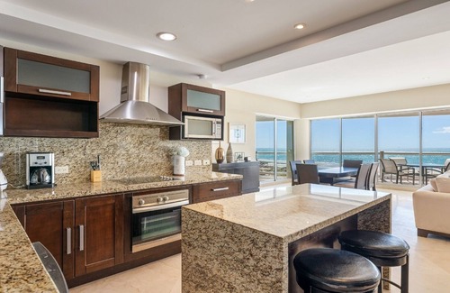 Puerto Penasco Condo | Beautiful Beach front Condo at Luna Blanca