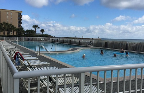 Fort Walton Beach Condo | Beautiful Beach Front Condo, Double Balcony, End Unit #403